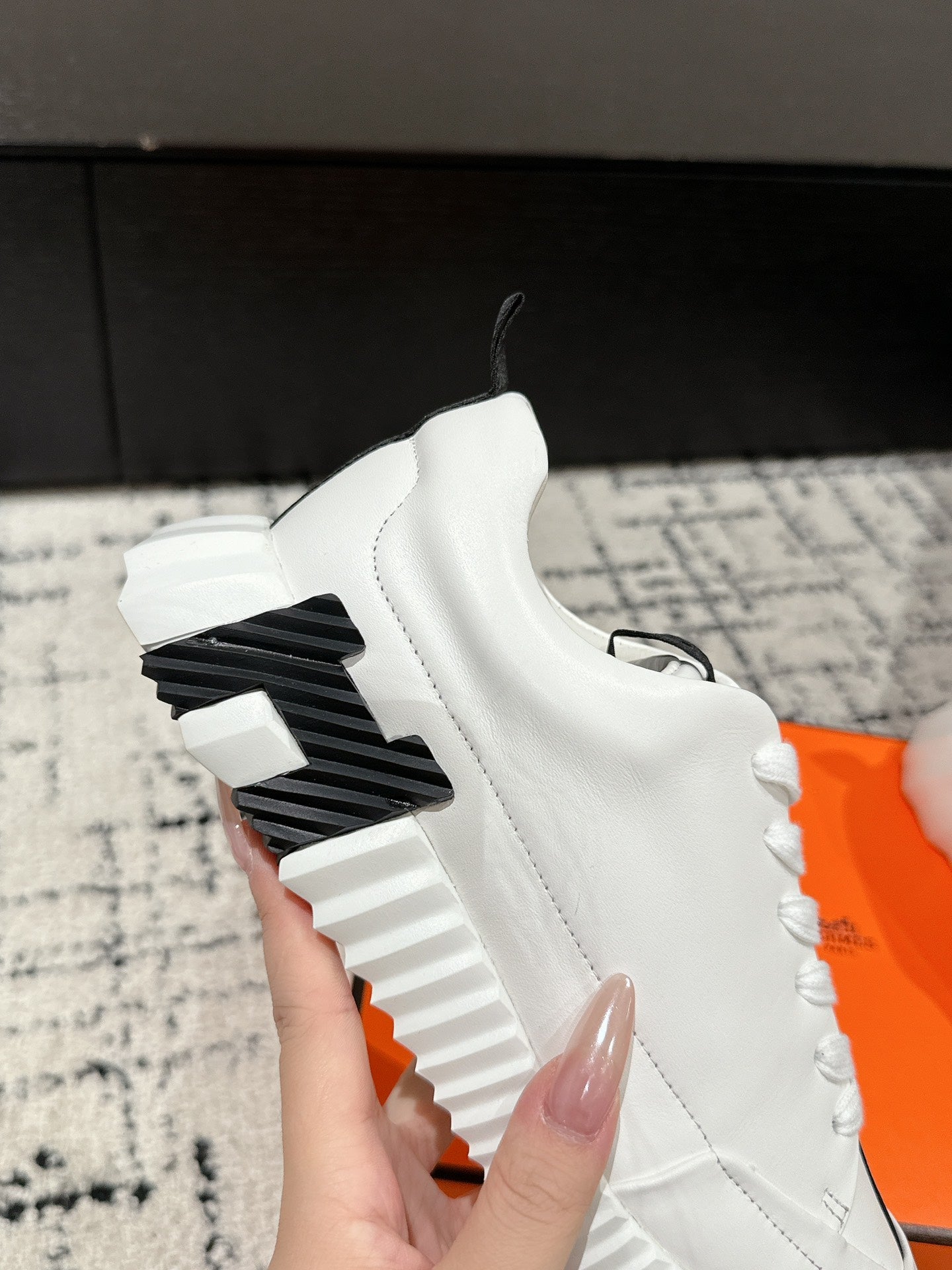 BOUNCING SNEAKER IN WHITE MIX BLACK CALFSKIN - 35