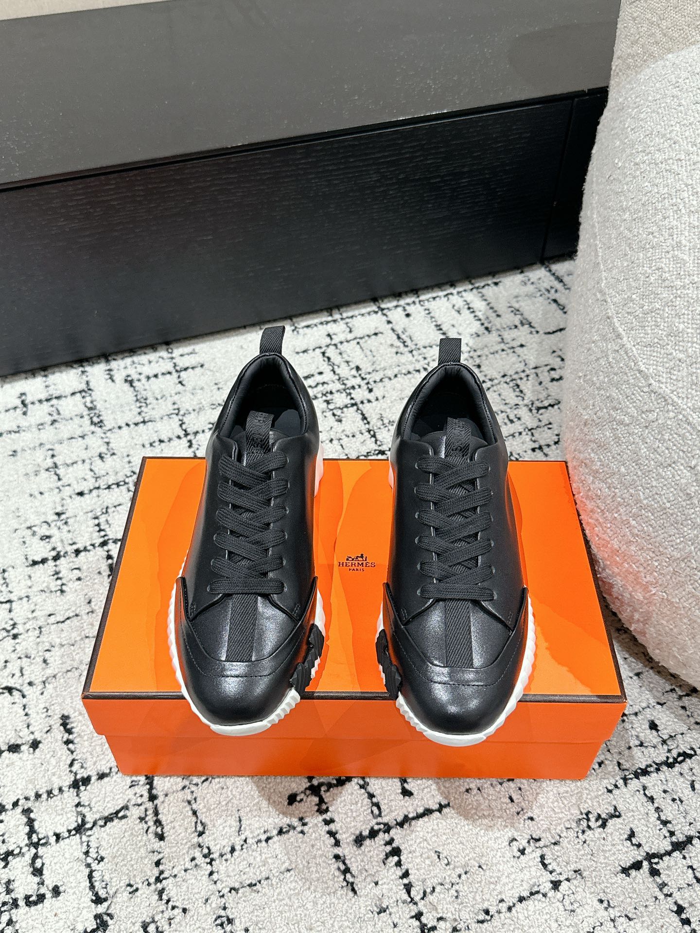 BOUNCING SNEAKER IN BLACK CALFSKIN - 35