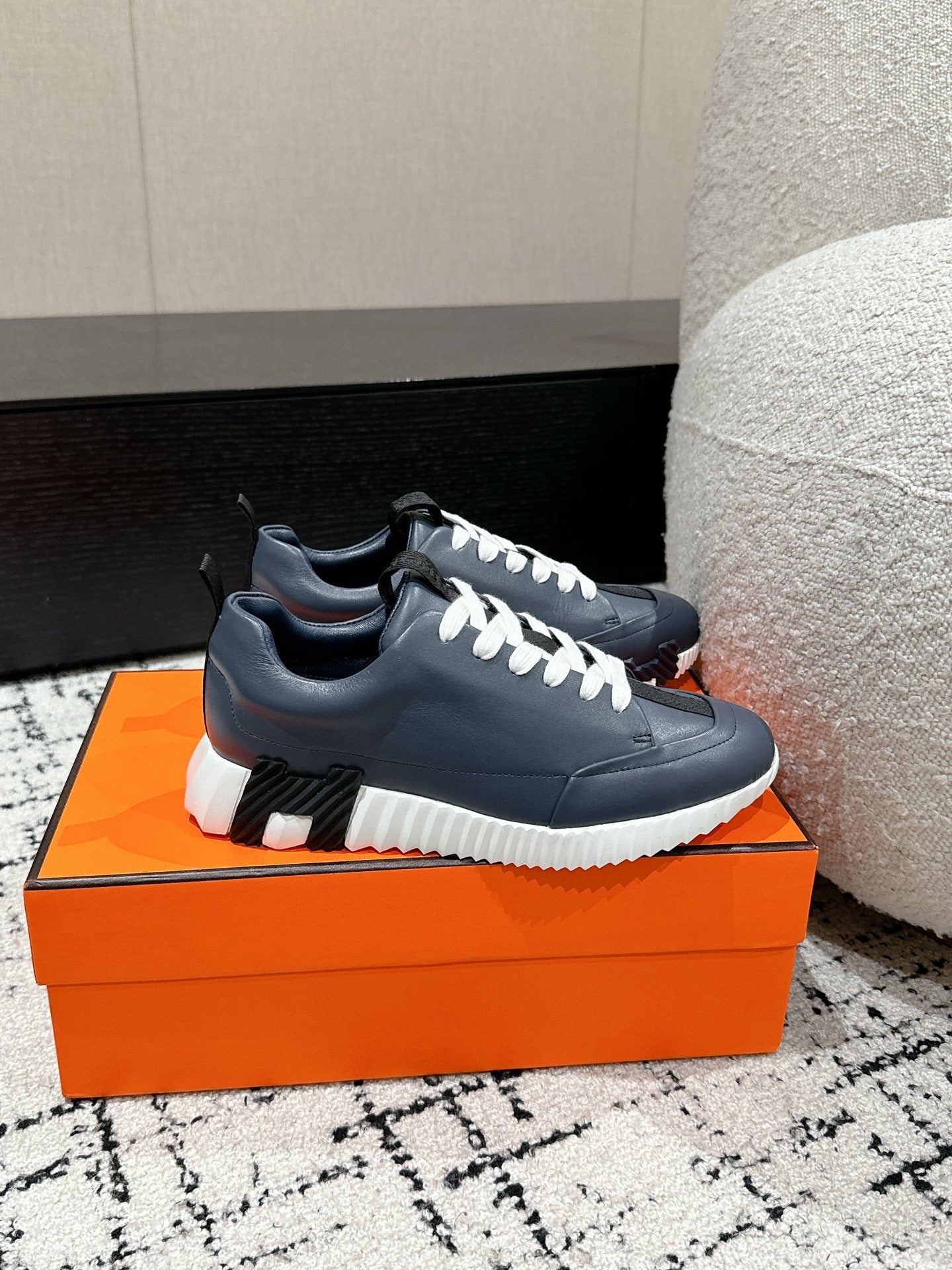 BOUNCING SNEAKER IN SPACE BLUE CALFSKIN - 35