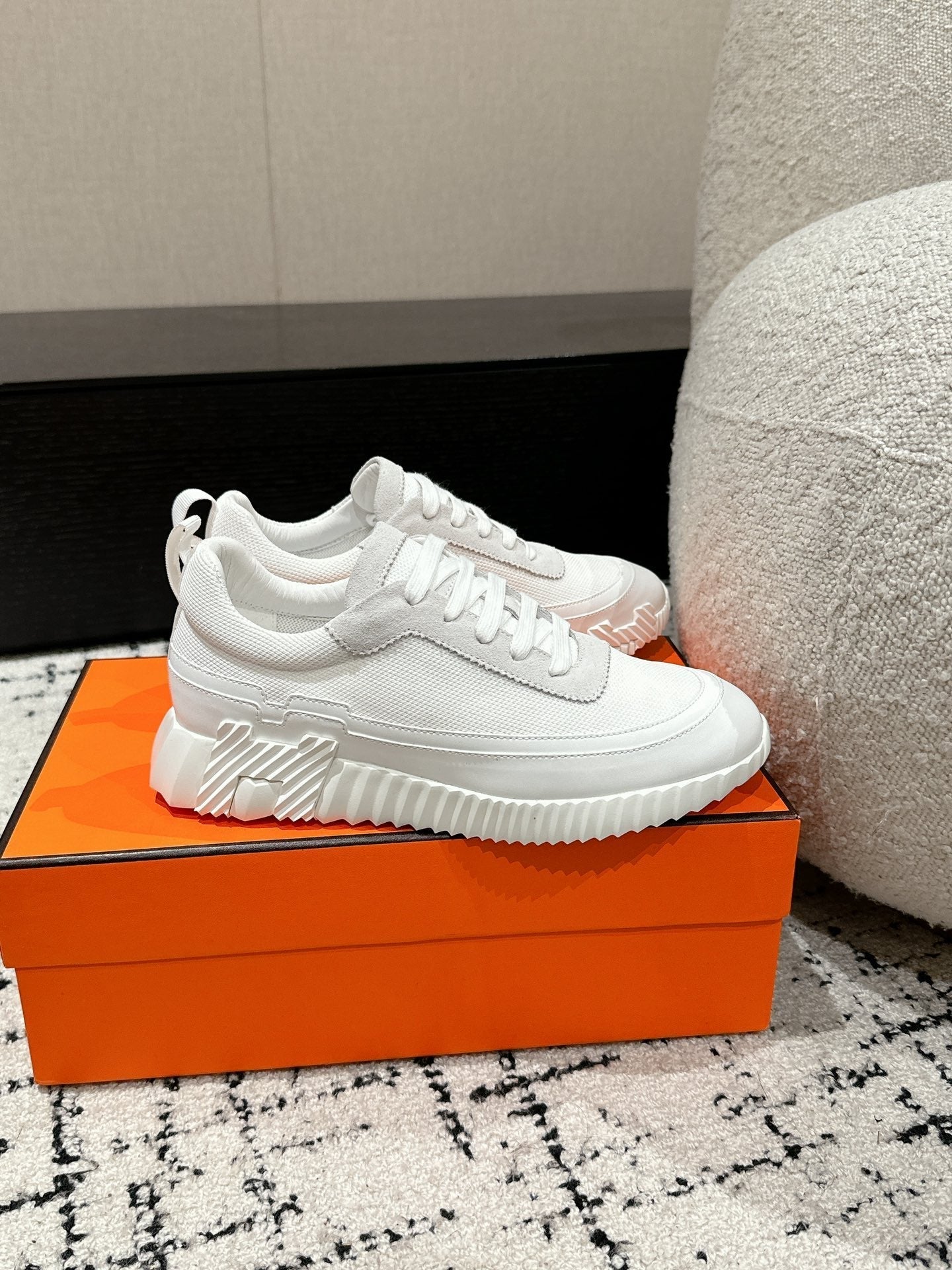 BOUNCING SNEAKER IN WHITE CALFSKIN AND FABRIC - 35