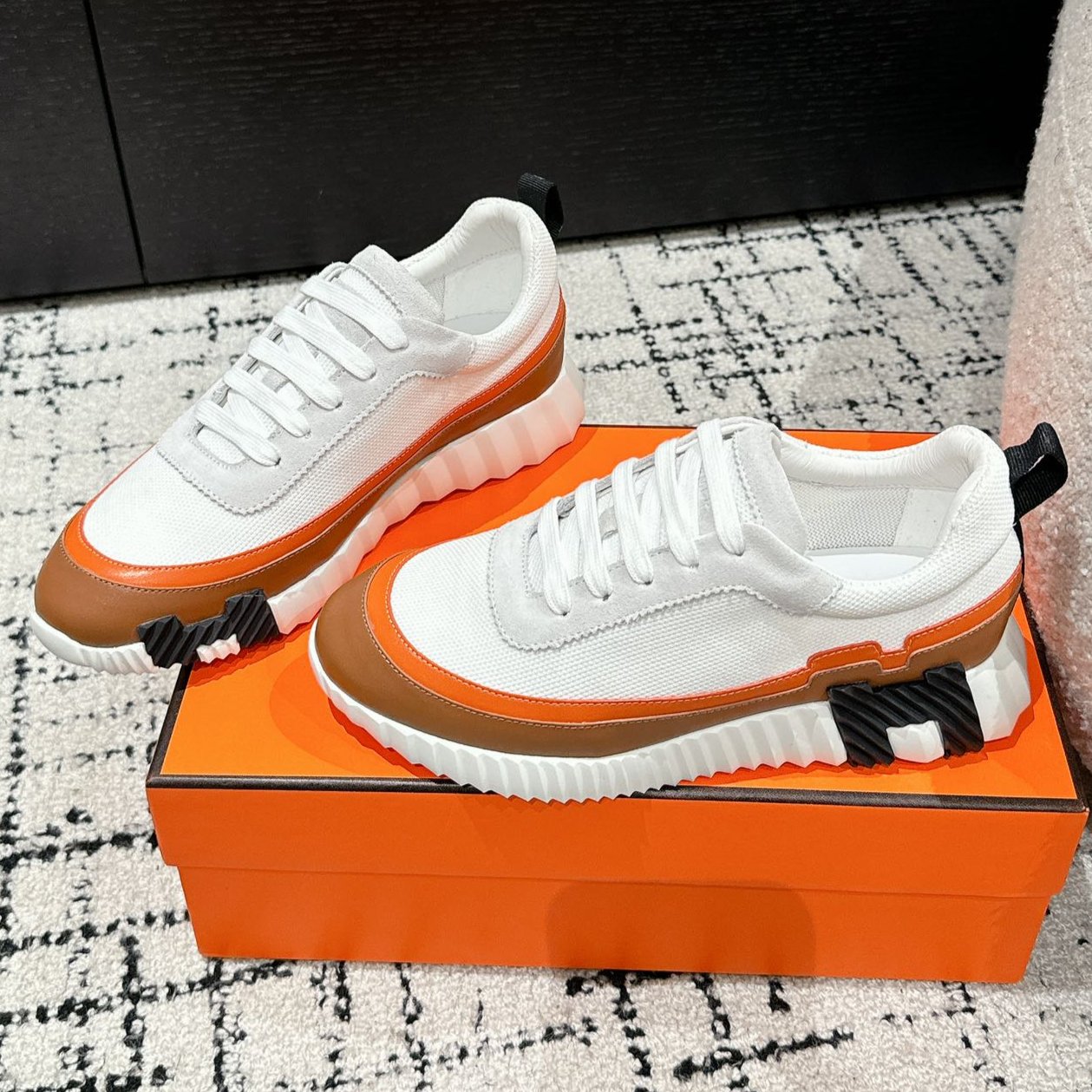 BOUNCING SNEAKER IN BRONZE BROWN CALFSKIN AND WHITE FABRIC - 35