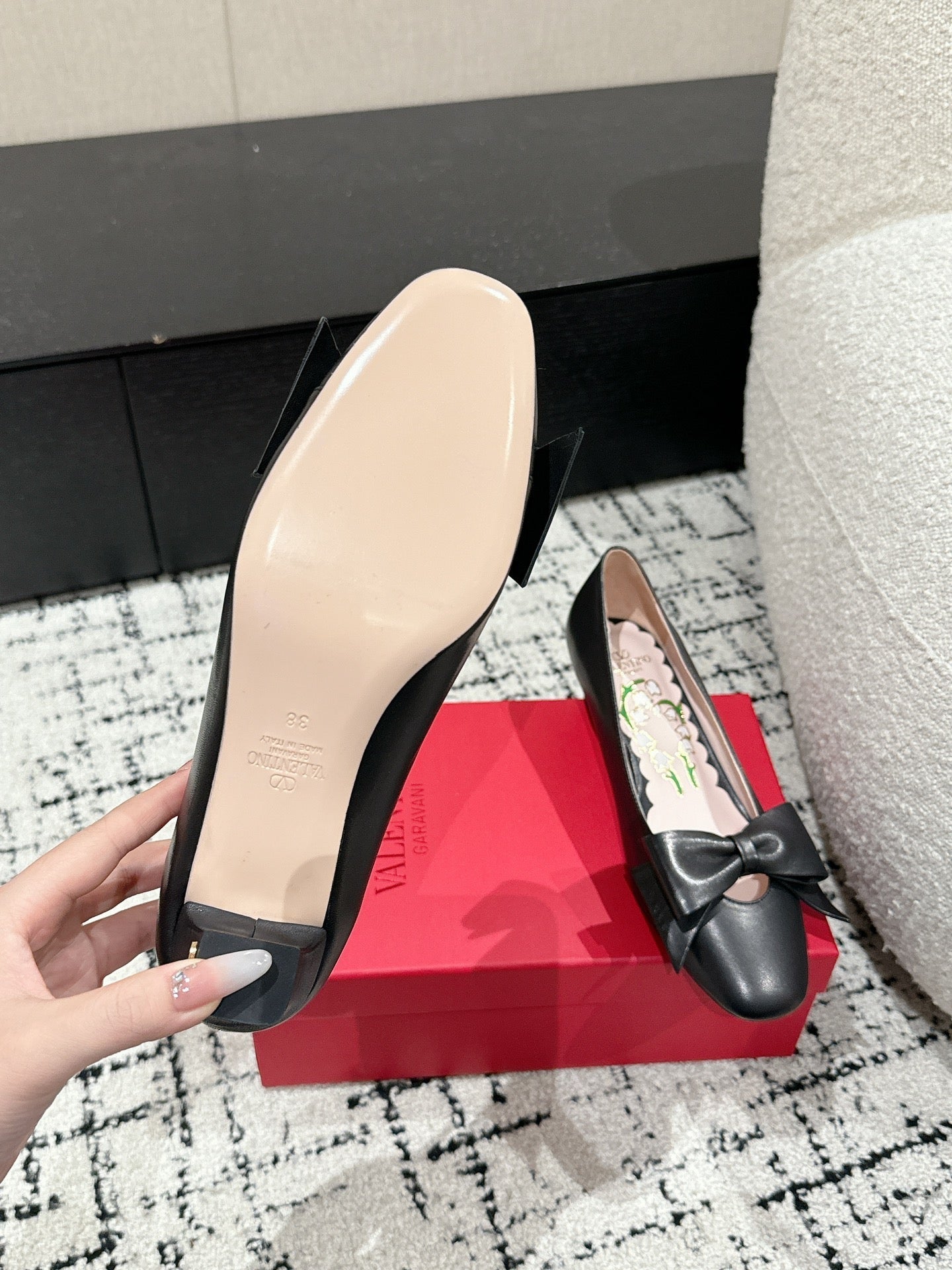 VLTN HIGH HEEL 25S 40 MM IN BLACK CALFSKIN WITH BOW - 35