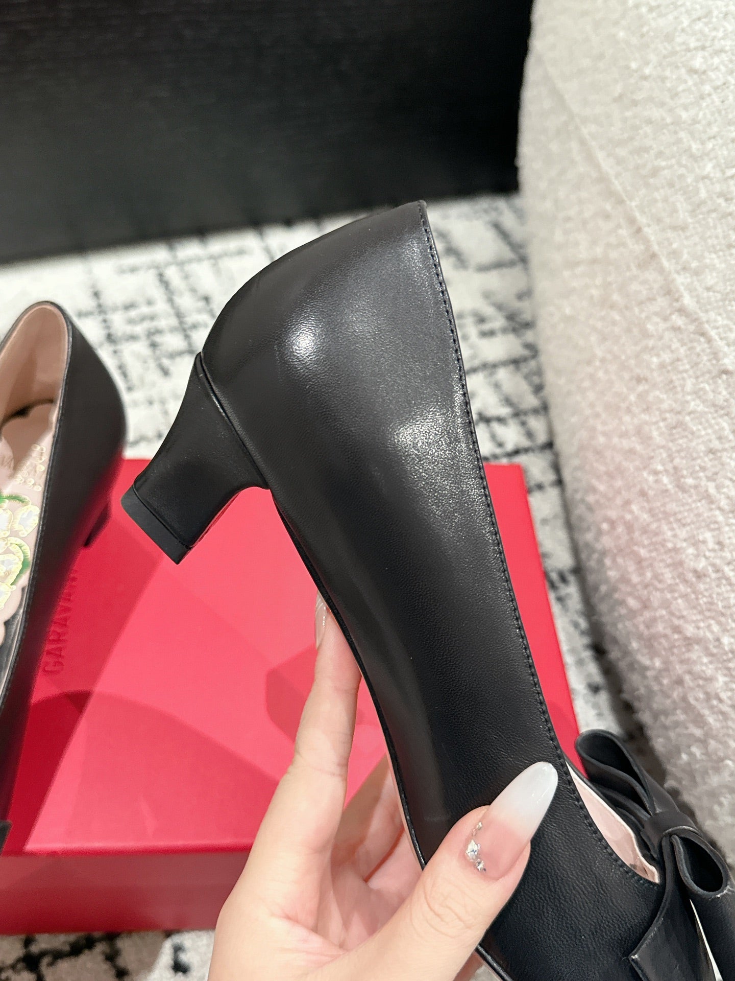 VLTN HIGH HEEL 25S 40 MM IN BLACK CALFSKIN WITH BOW - 35