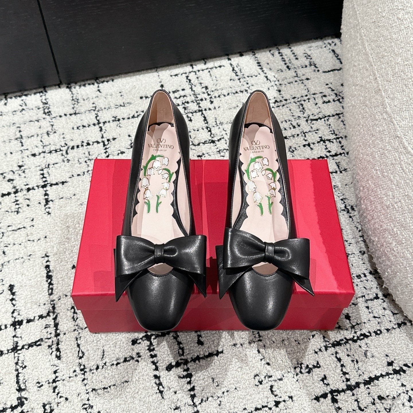 VLTN HIGH HEEL 25S 40 MM IN BLACK CALFSKIN WITH BOW - 35