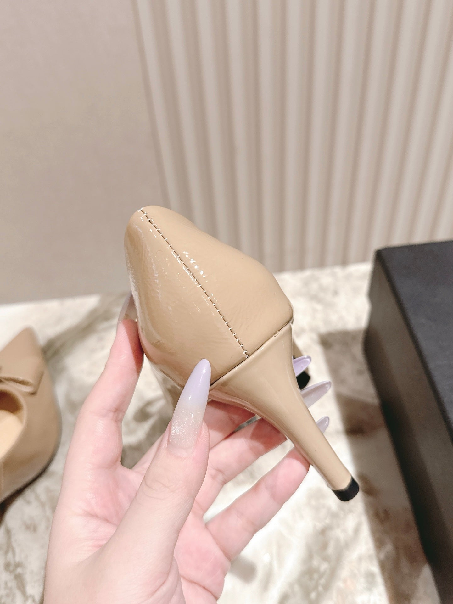 CC HIGH HEEL PUMPS 25S IN BEIGE LAMBSKIN WITH BOW ATTACHED - 35