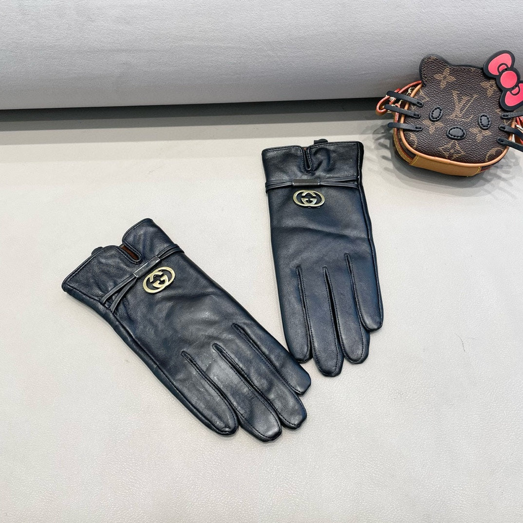 TOUCHSCREEN GLOVES IN BLACK SHEEPSKIN 391498 - M