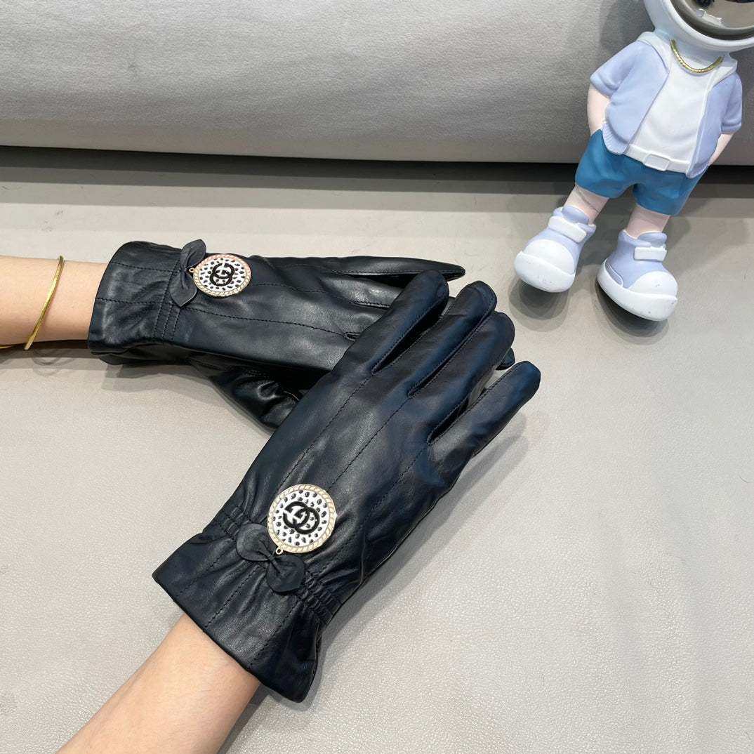CLASSIC TOUCHSCREEN GLOVES IN BLACK SHEEPSKIN 427387 - M