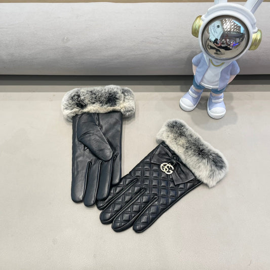 GLOVES WITH BOW IN BLACK LAMBSKIN AND RABBIT FUR 432556 - M