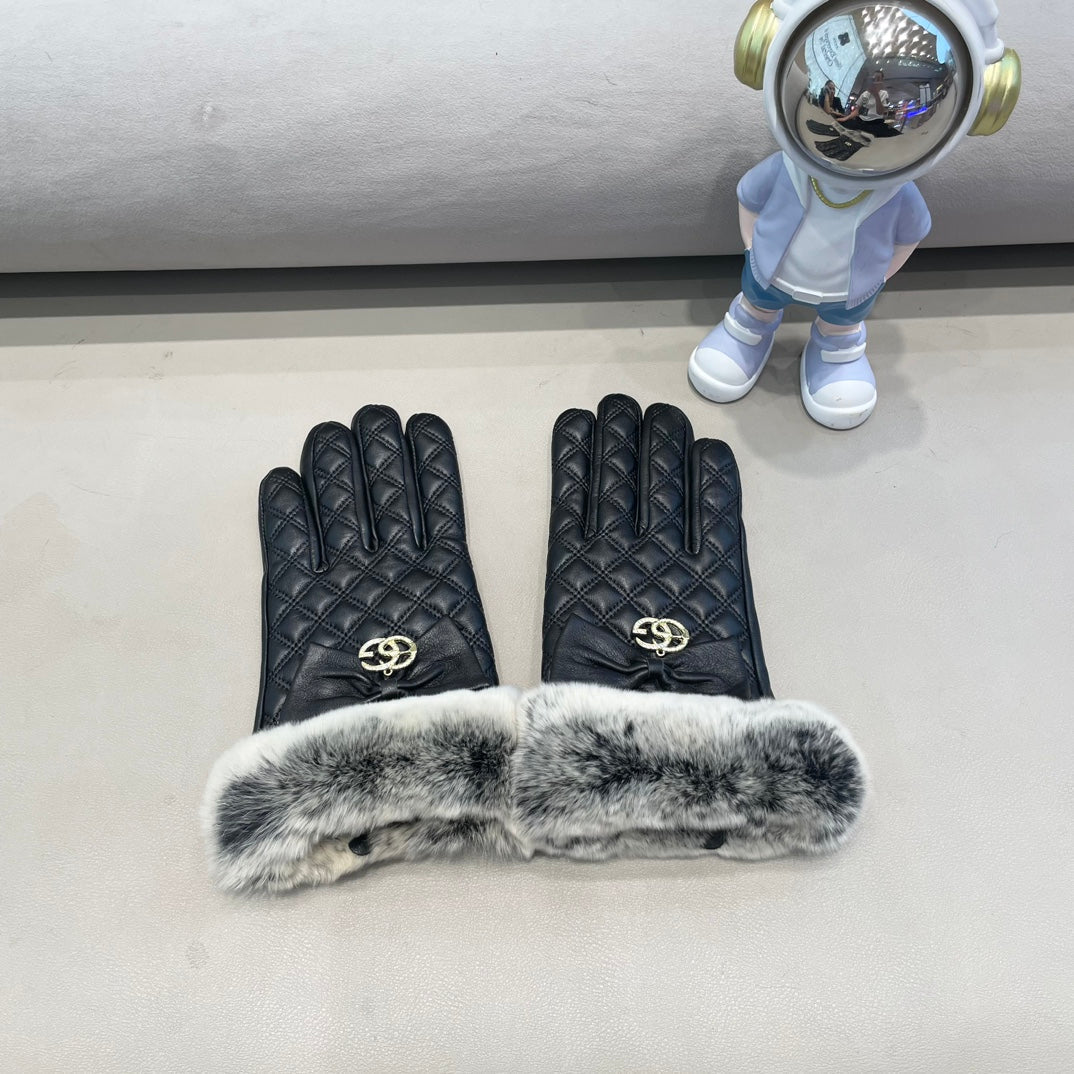 GLOVES WITH BOW IN BLACK LAMBSKIN AND RABBIT FUR 432556 - M
