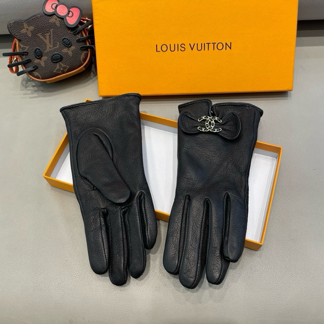 GLOVES IN BLACK LAMBSKIN 462395 - M