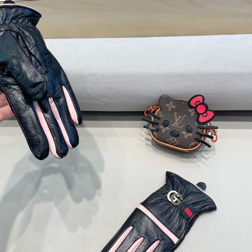 GLOVES IN BLACK MIX LIGHT PINK DEERSKIN AND FLEECE LINING 462400 - M