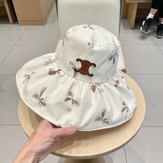 КАПЕЛЮХ-ВІДРО CELINE 25S BUCKET BOW 733404 КОЛЬОРУ СЛОНОВОЇ КІСТКИ