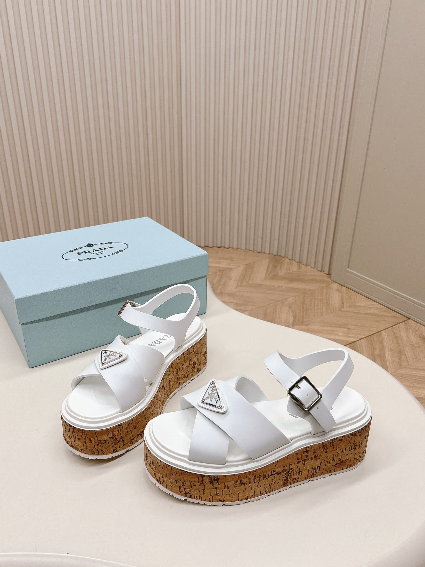 PRA WEDGE PLATFORM SANDALS WHITE CALFSKIN - 35