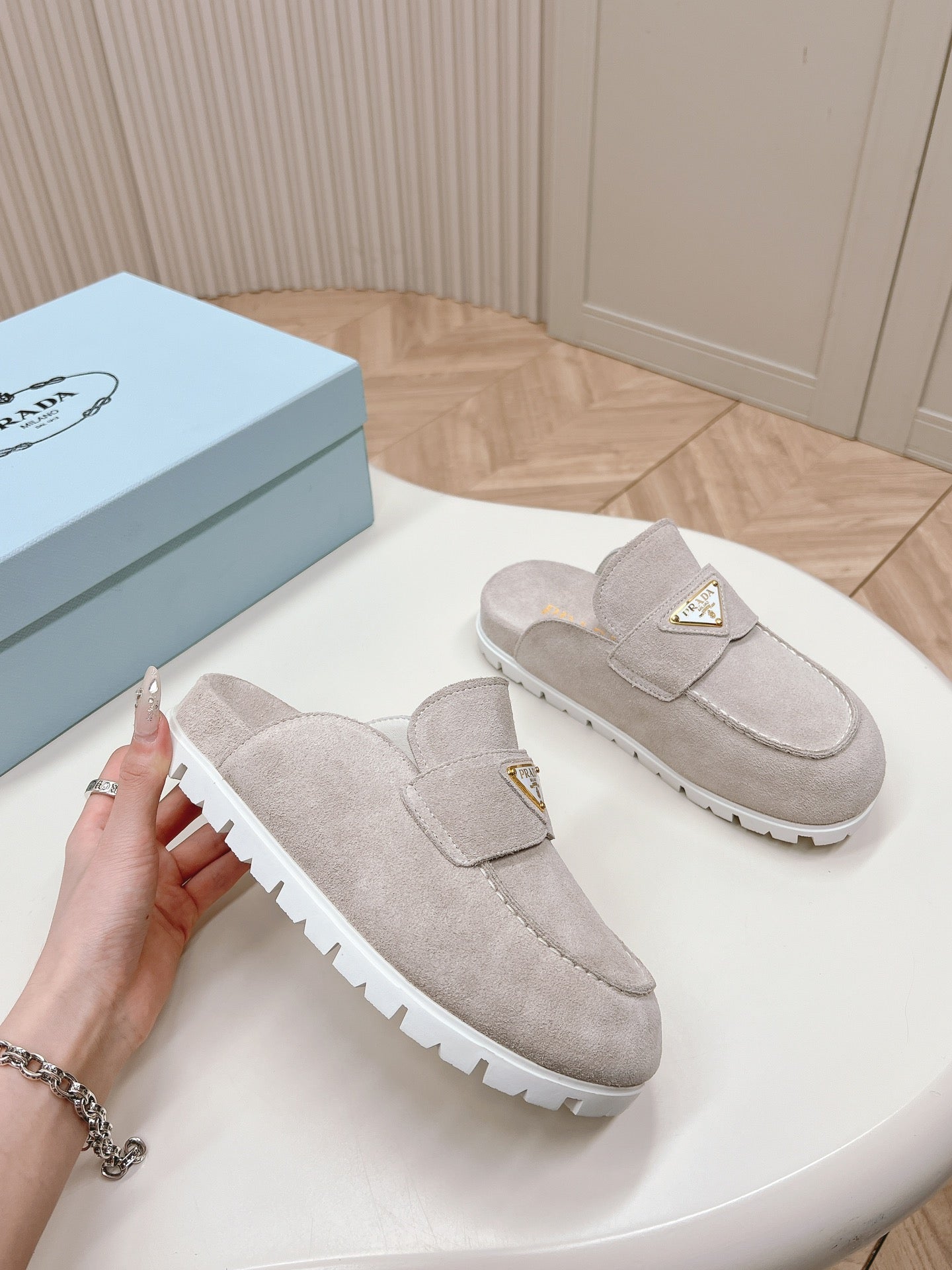 PRA SABOTS MULES LIGHT GRAY SUEDE - 35