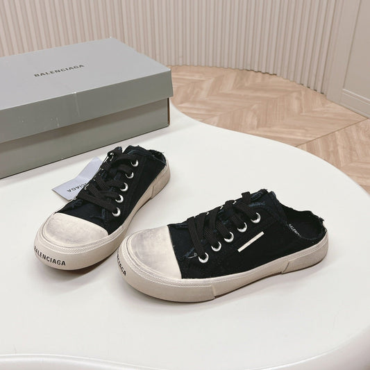 PARIS MULES IN BLACK DESTROYED DENIM AND RUBBER - 35