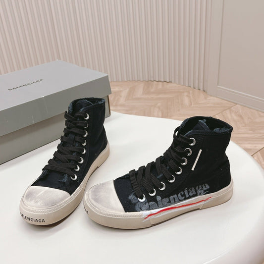 BLACK CANVAS HIGH-TOP SNEAKERS LOGO GRAFFITI - 35