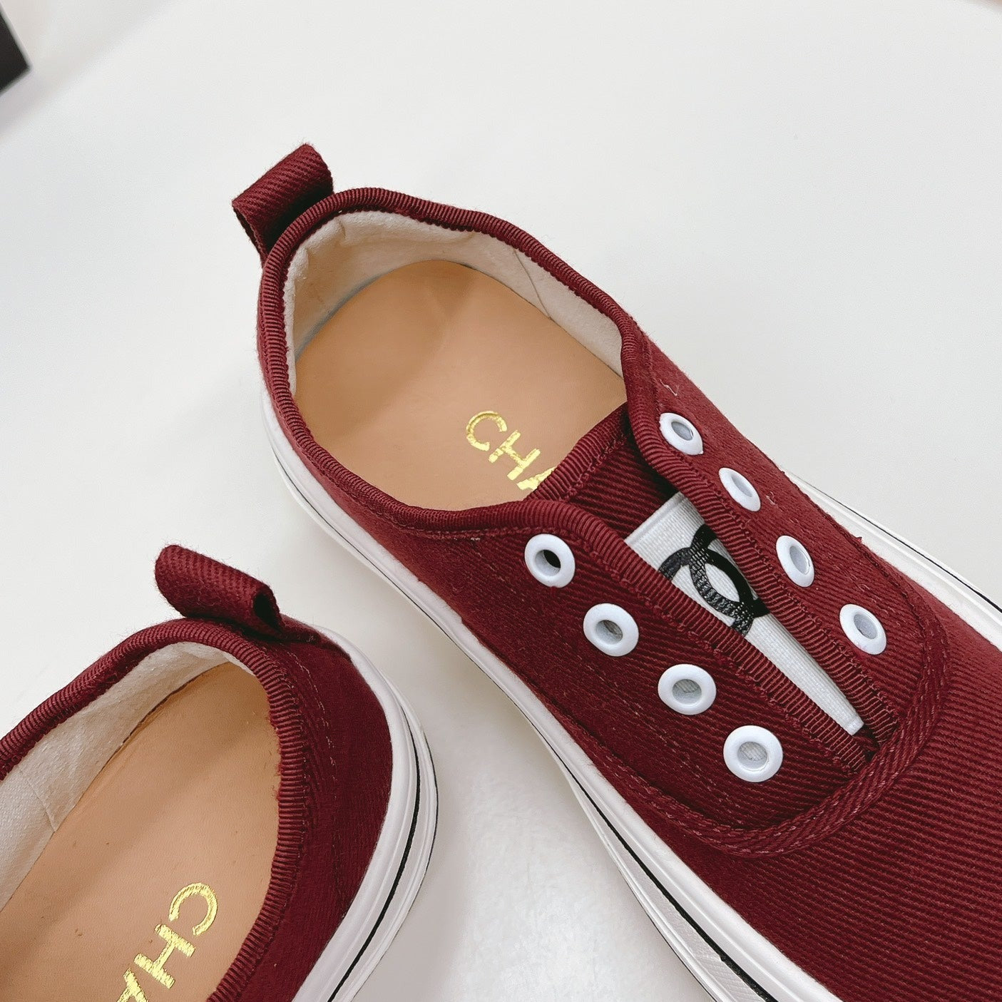 Double C Platform Biscuit Shoes Fabric Cherry Red - 35