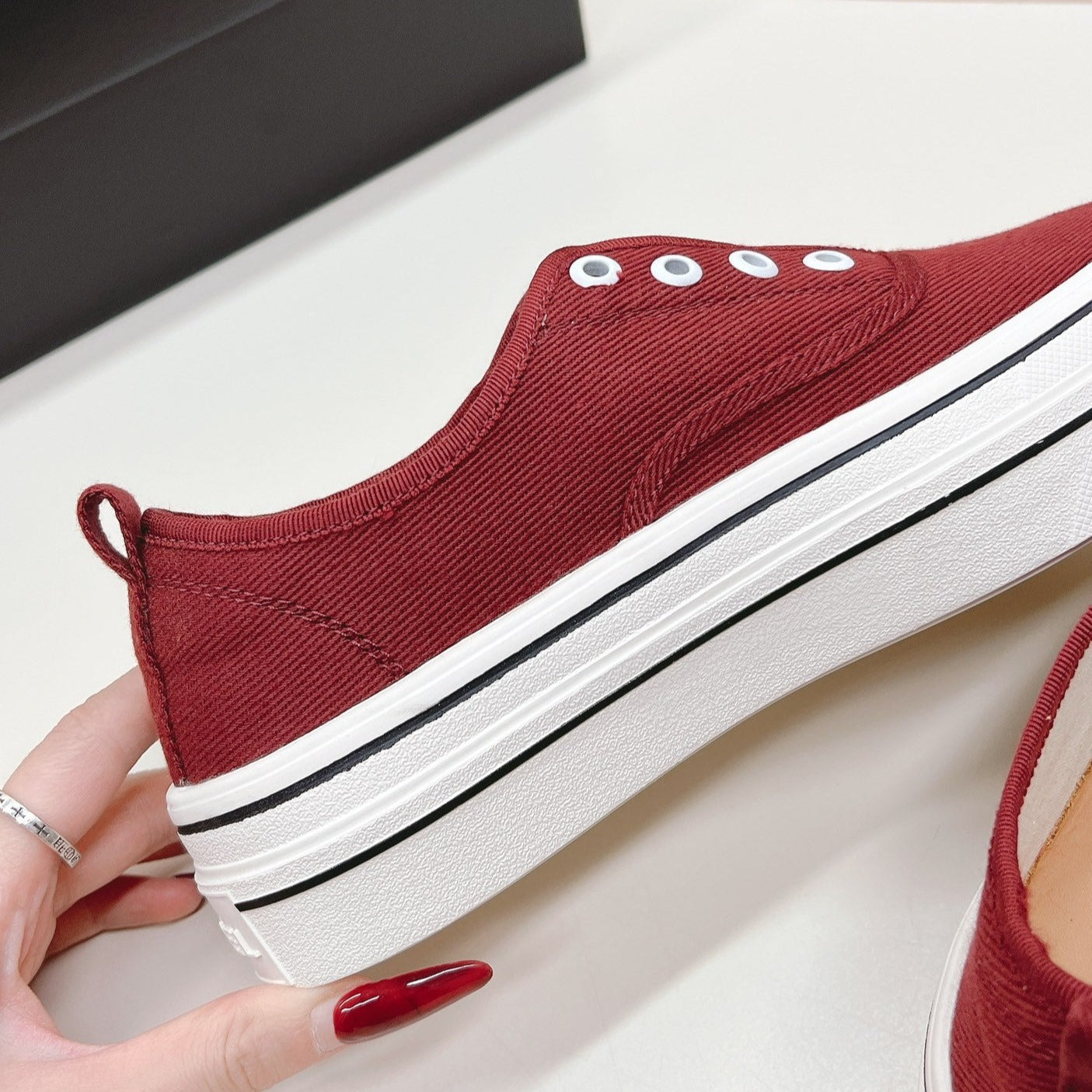 Double C Platform Biscuit Shoes Fabric Cherry Red - 35