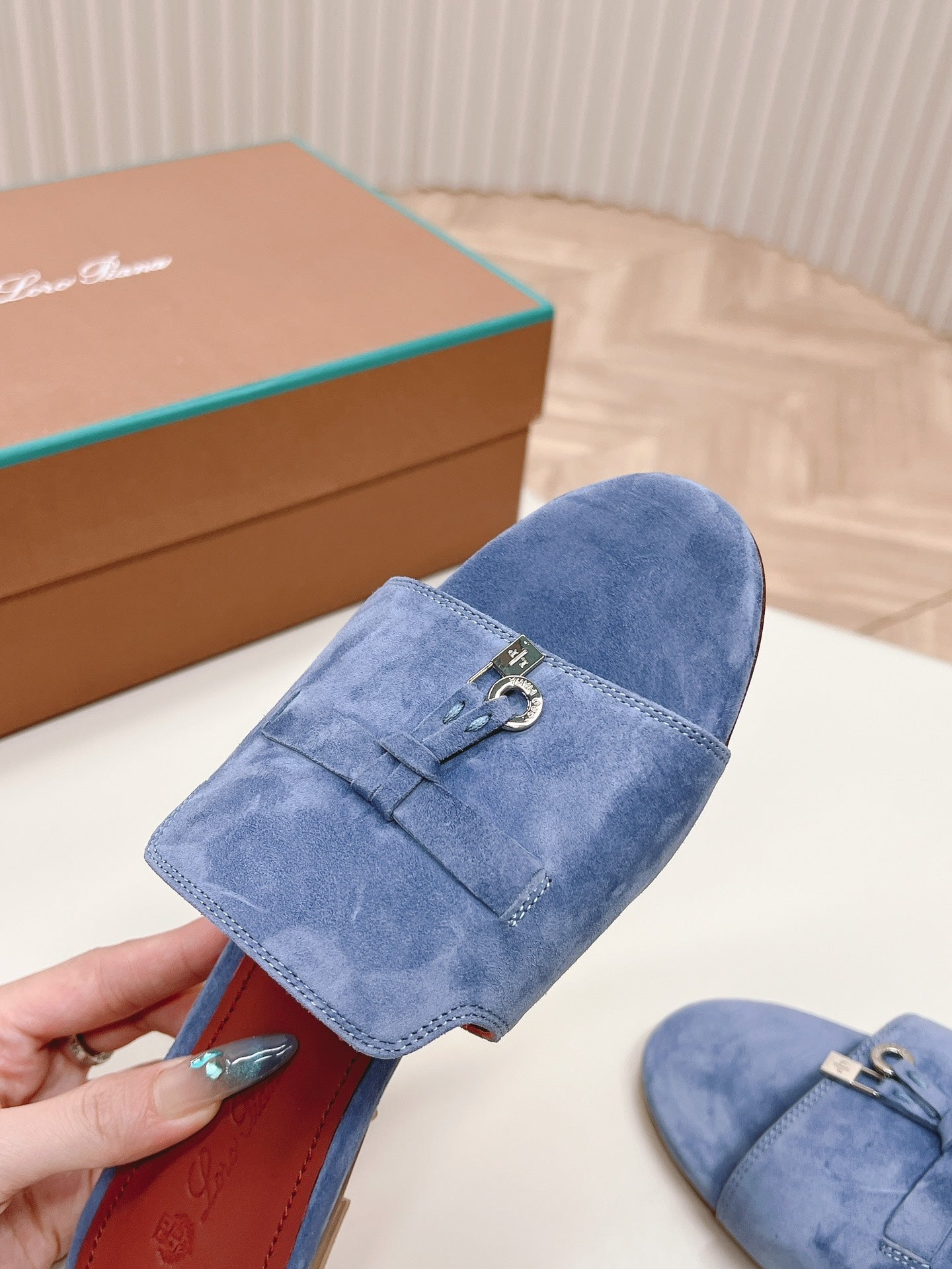 LP SUMMER CHARMS SANDALS IN AEGEAN SUEDE - 35