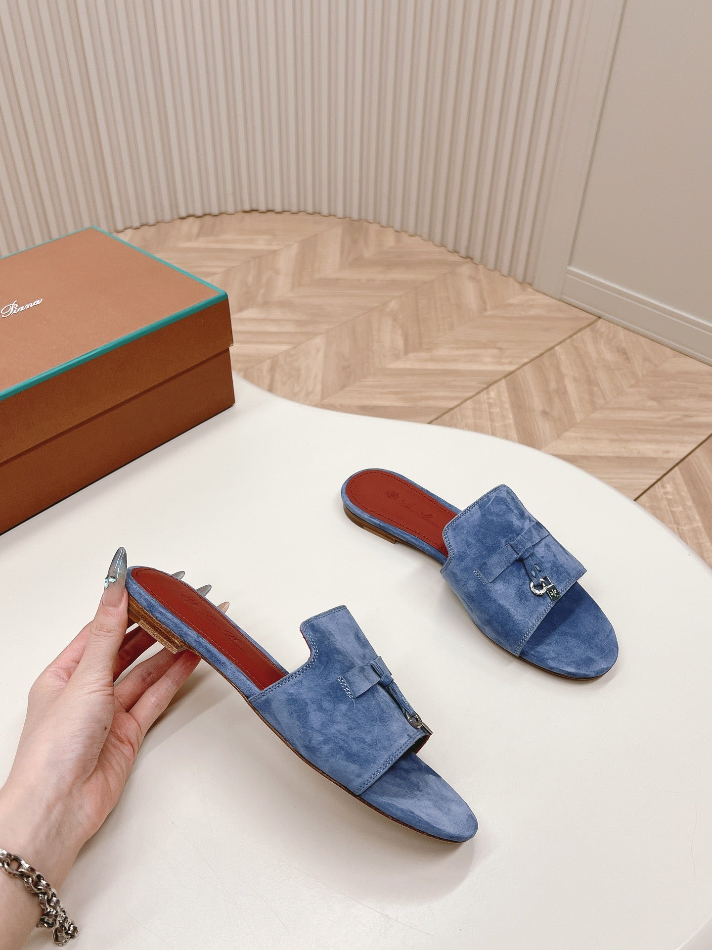 LP SUMMER CHARMS SANDALS IN AEGEAN SUEDE - 35