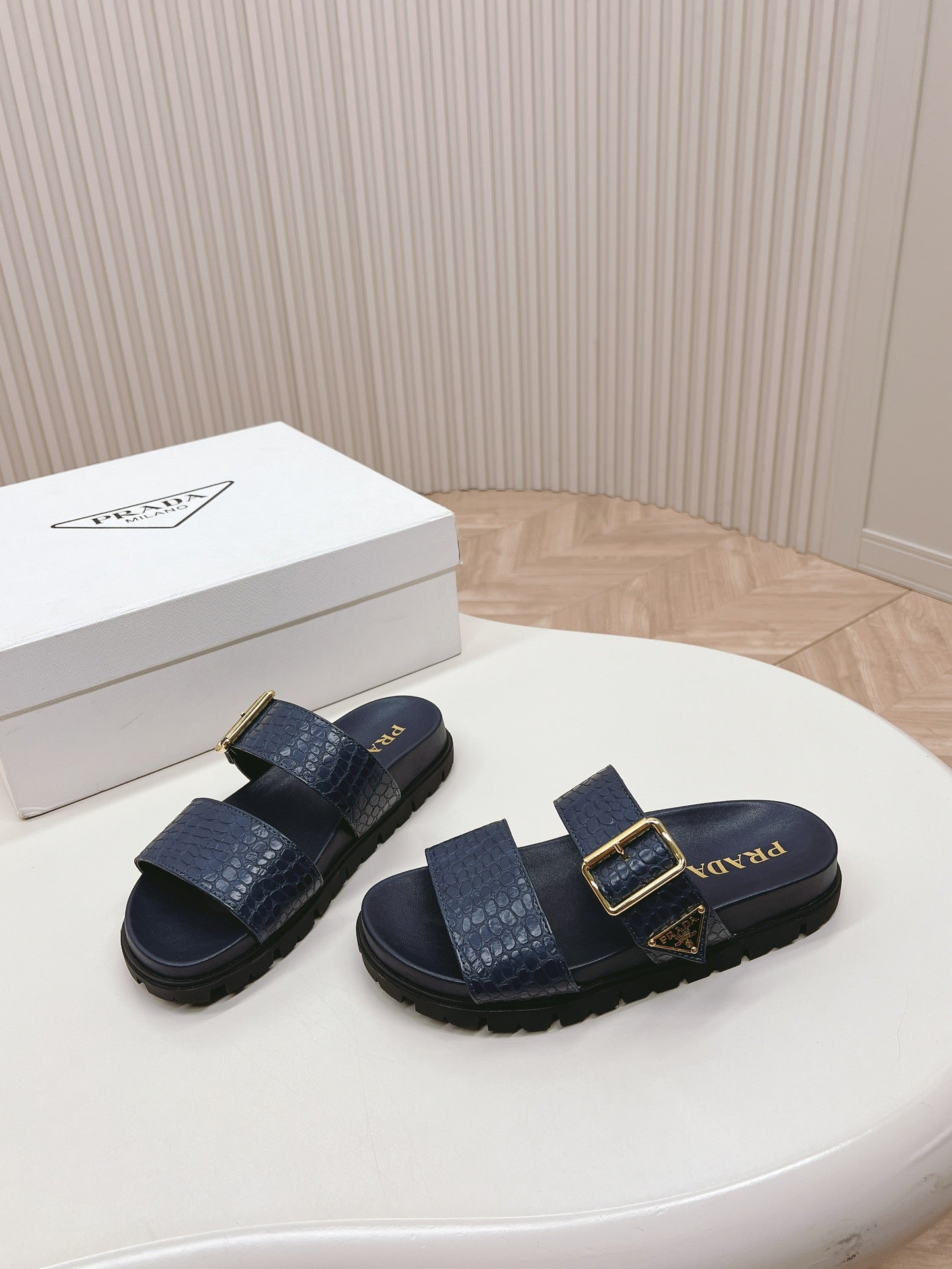 PRA CROCODILE MOTIF SLIDES SANDALS NAVY CALFSKIN - 35