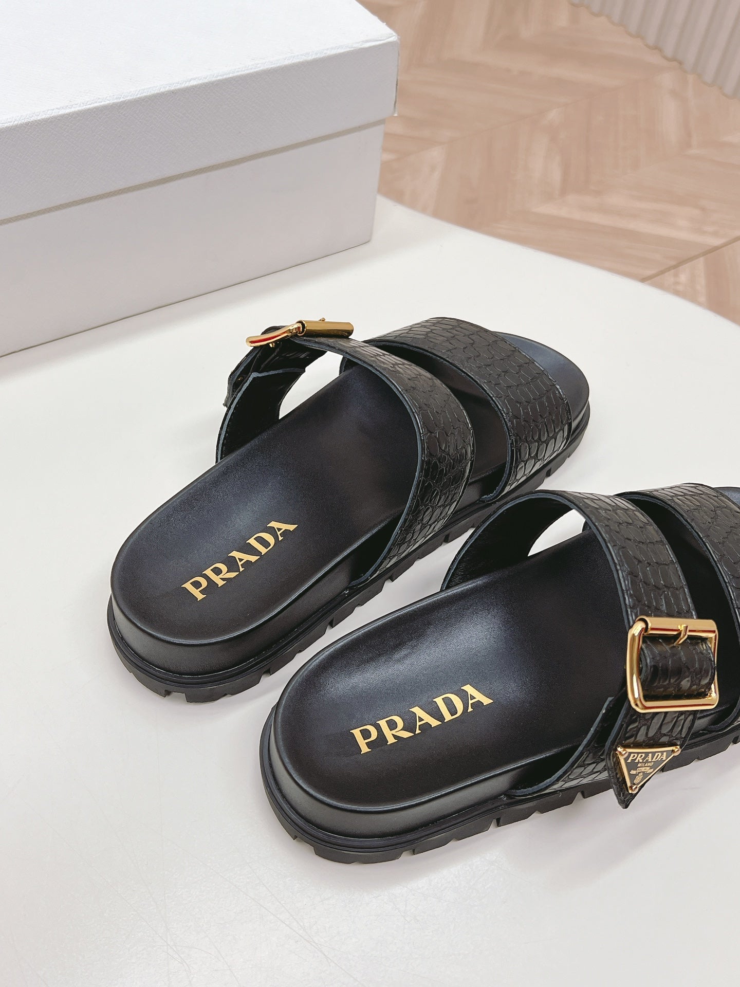 PRA CROCODILE MOTIF SLIDES SANDALS BLACK CALFSKIN - 35