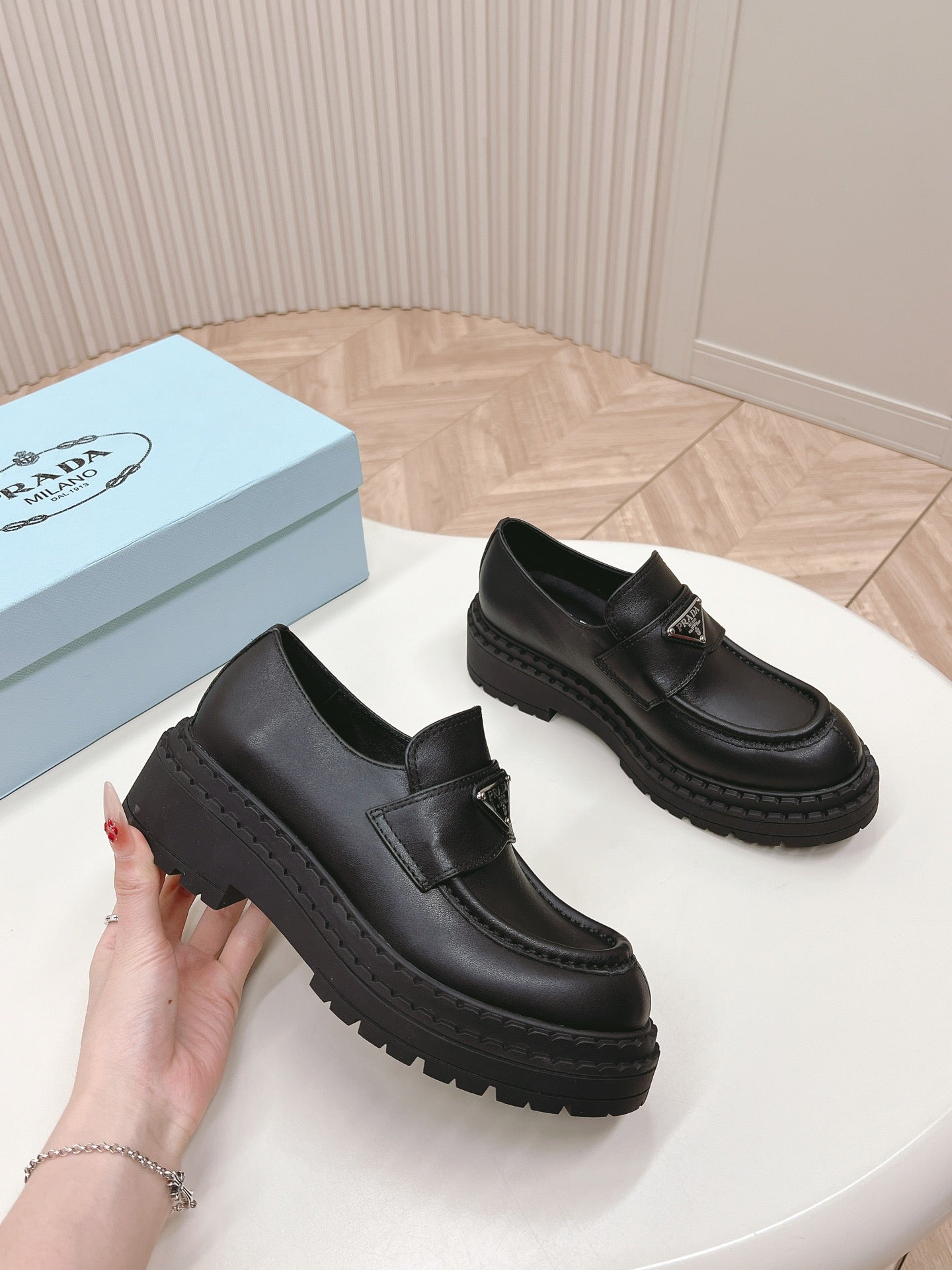PRA BRUSHED MONOLITH LOAFERS BLACK CALFSKIN - 35