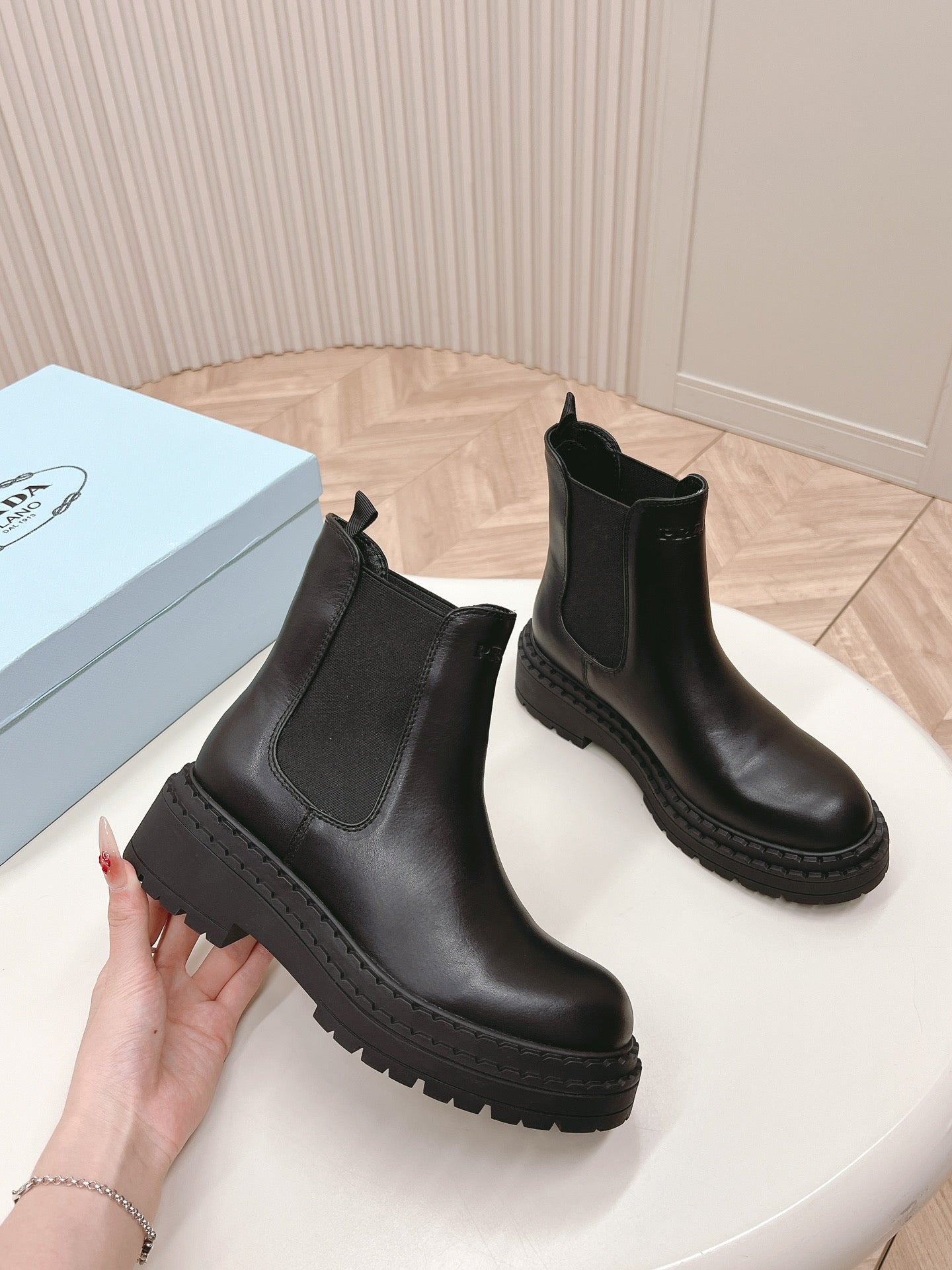 PRA BRUSHED BOOTIES BLACK CALFSKIN - 35