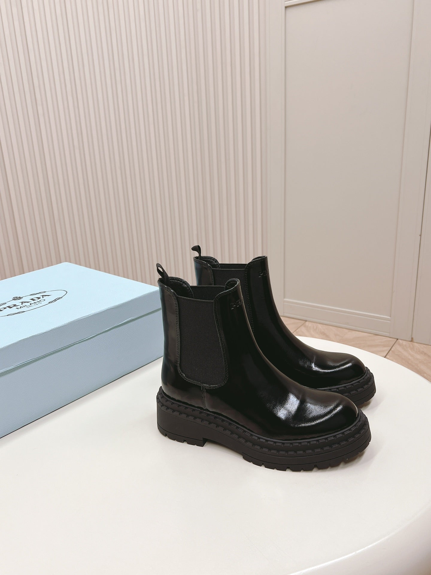 PRA BRUSHED BOOTIES GLOSSY BLACK CALFSKIN - 35