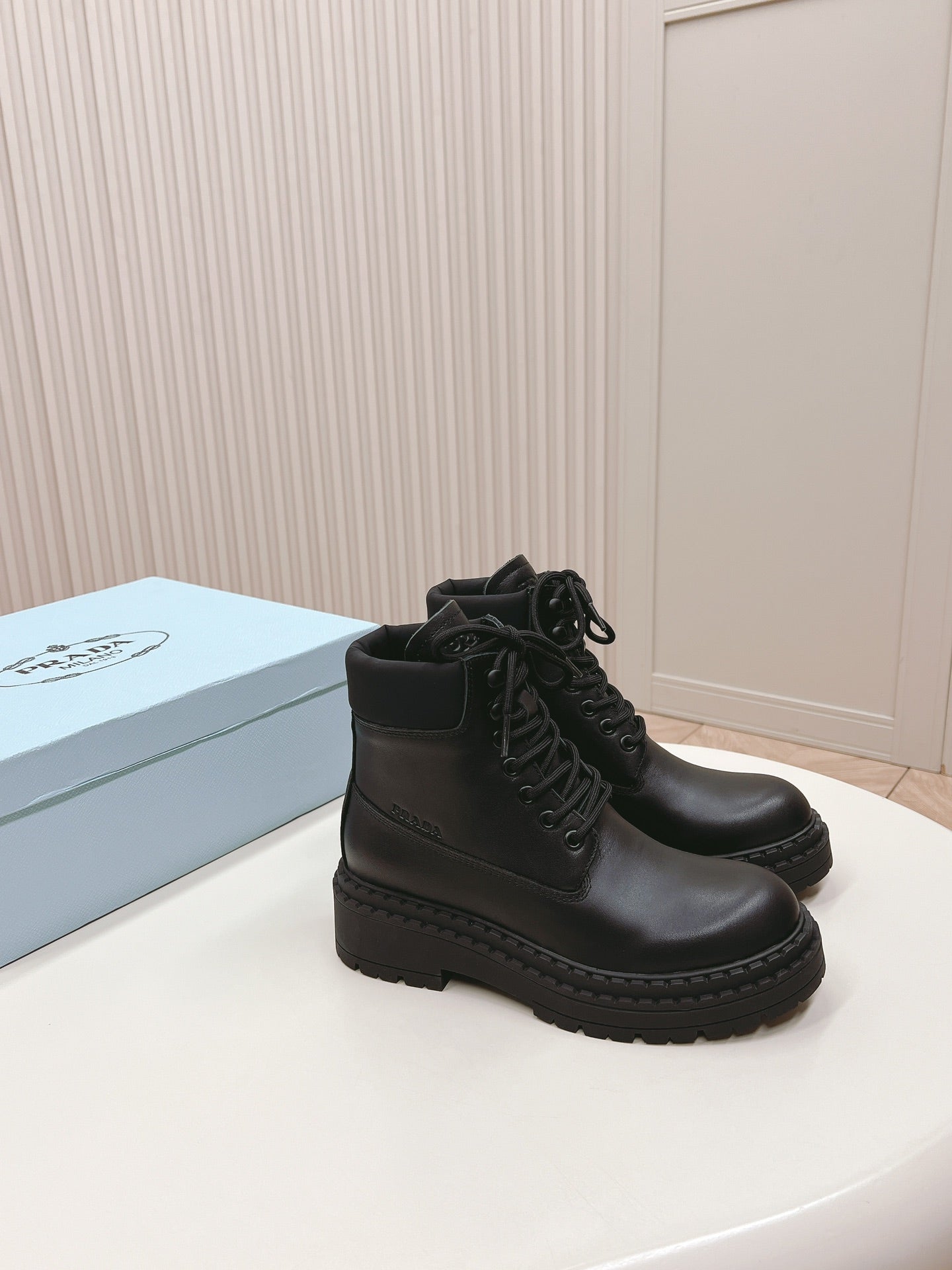 PRA LACE-UP BOOTS BLACK CALFSKIN - 35