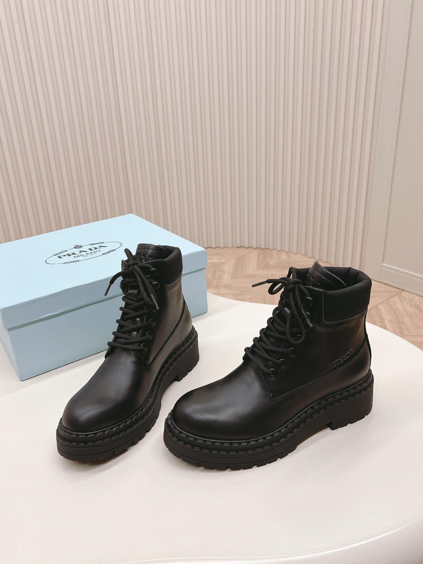 PRA LACE-UP BOOTS BLACK CALFSKIN - 35
