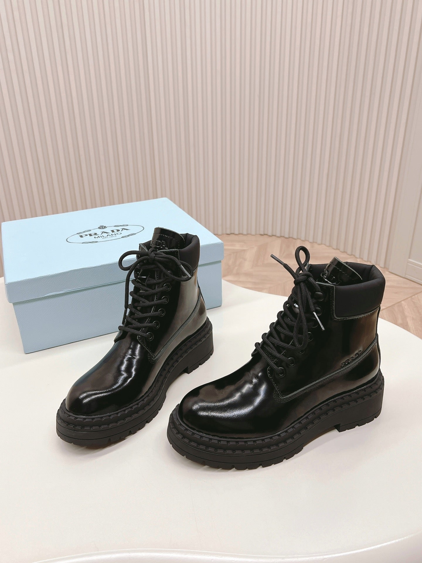 PRA LACE-UP BOOTS GLOSSY BLACK CALFSKIN - 35