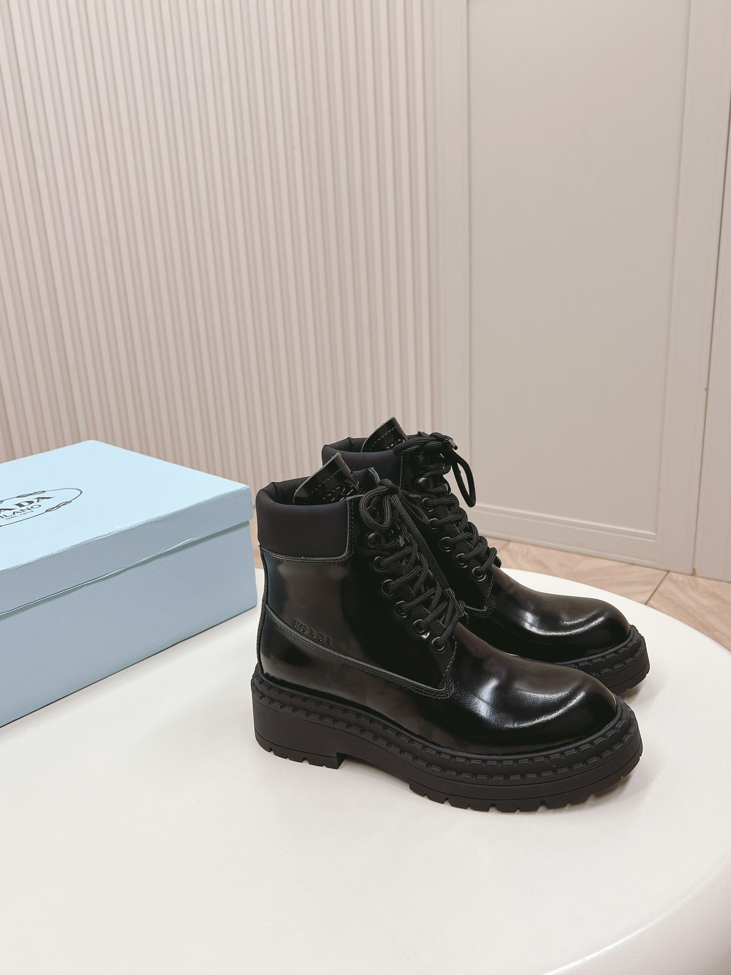 PRA LACE-UP BOOTS GLOSSY BLACK CALFSKIN - 35