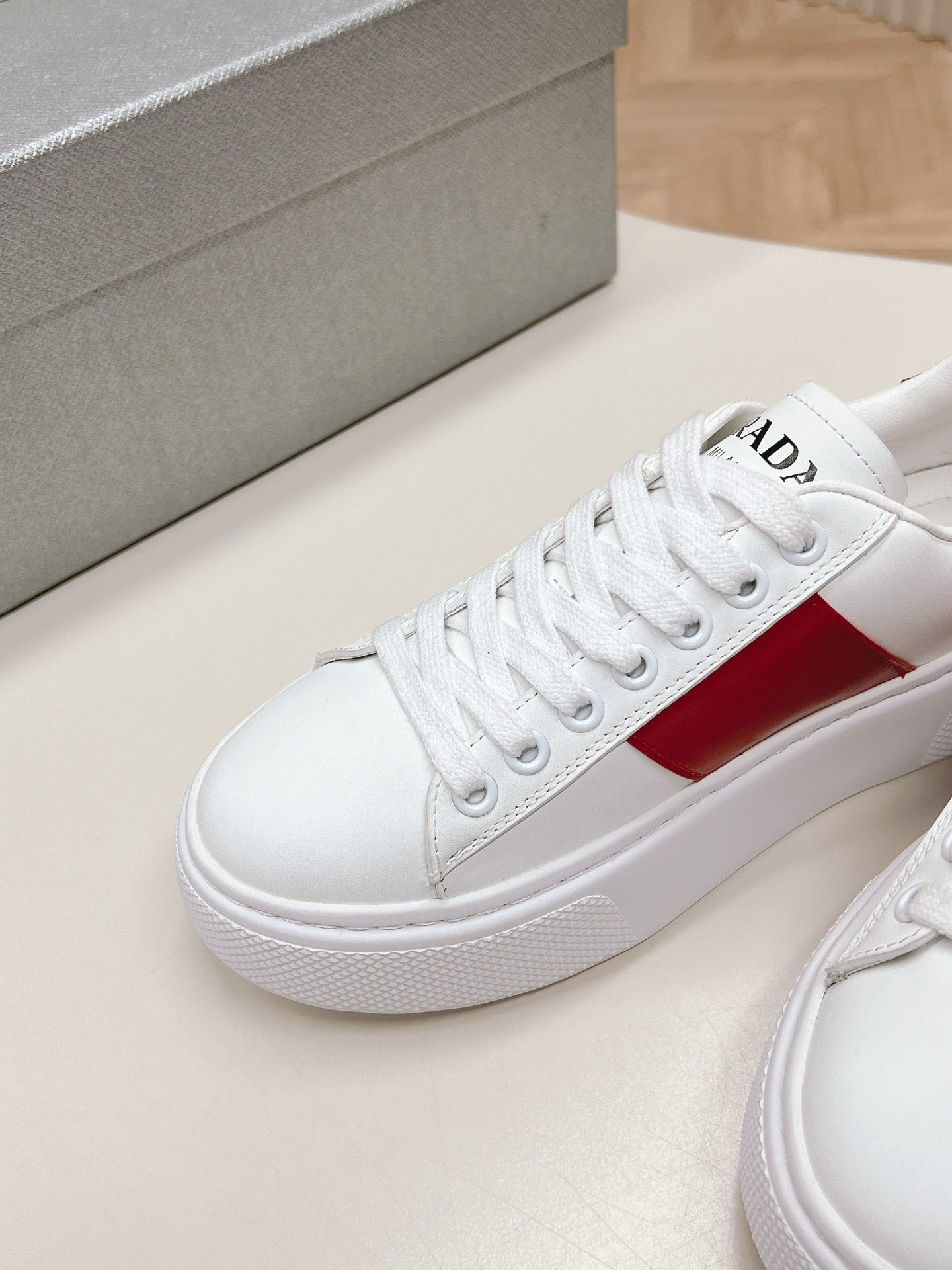 PRA LEATHER LOGO OUTLET SNEAKERS BLACK AND CHERRY CALFSKIN - 35