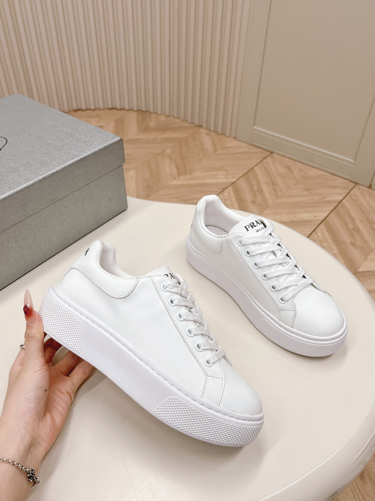 PRA RETRO SNEAKERS WHITE CALFSKIN - 35