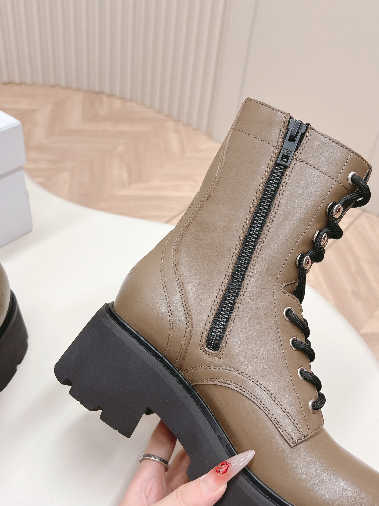 TRIOMPHE RANGERS MID LACE-UP BOOT IN CHOCOLATE BROWN CALFSKIN - 35
