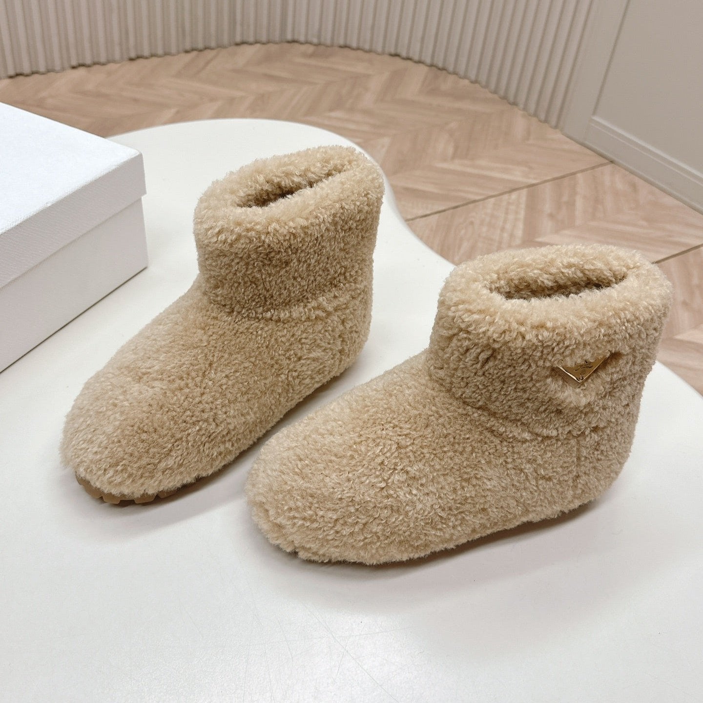 SNOW ANKLE BOOTS IN BEIGE SHEARLING - 35