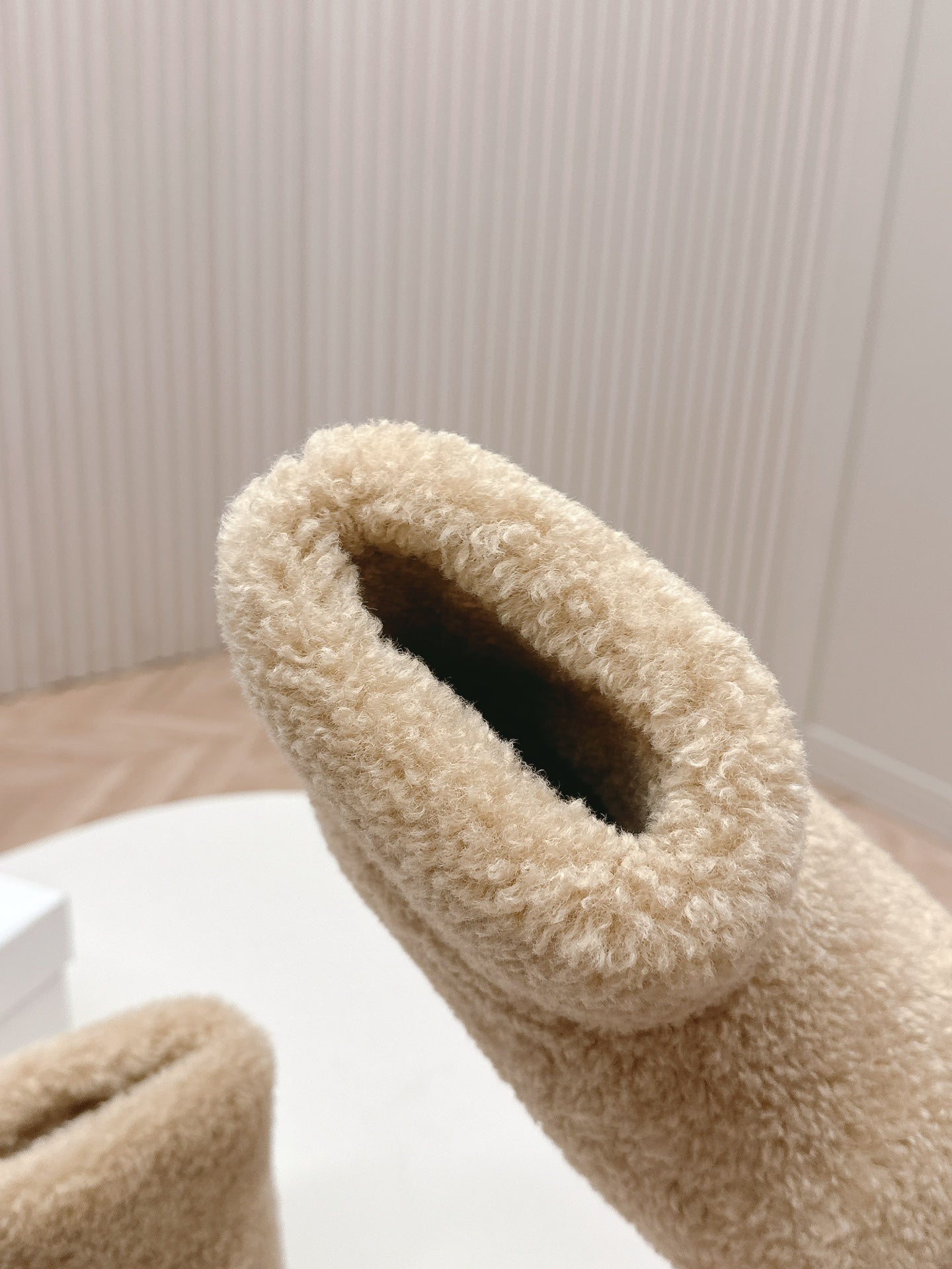 SNOW ANKLE BOOTS IN BEIGE SHEARLING - 35