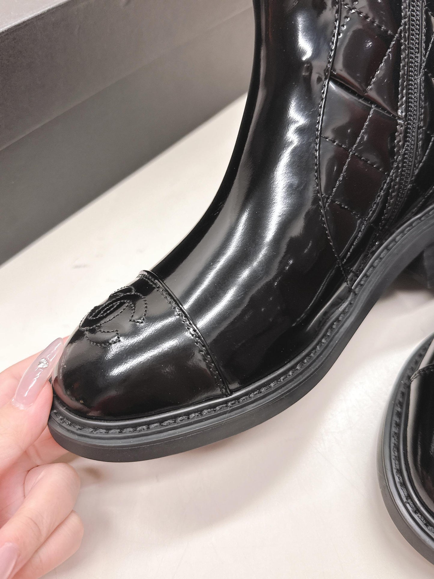 CHANEL ANKLE BOOTS 25S IN BLACK GLOSSY LAMBSKIN WITH GOLD HARDWARE - 35