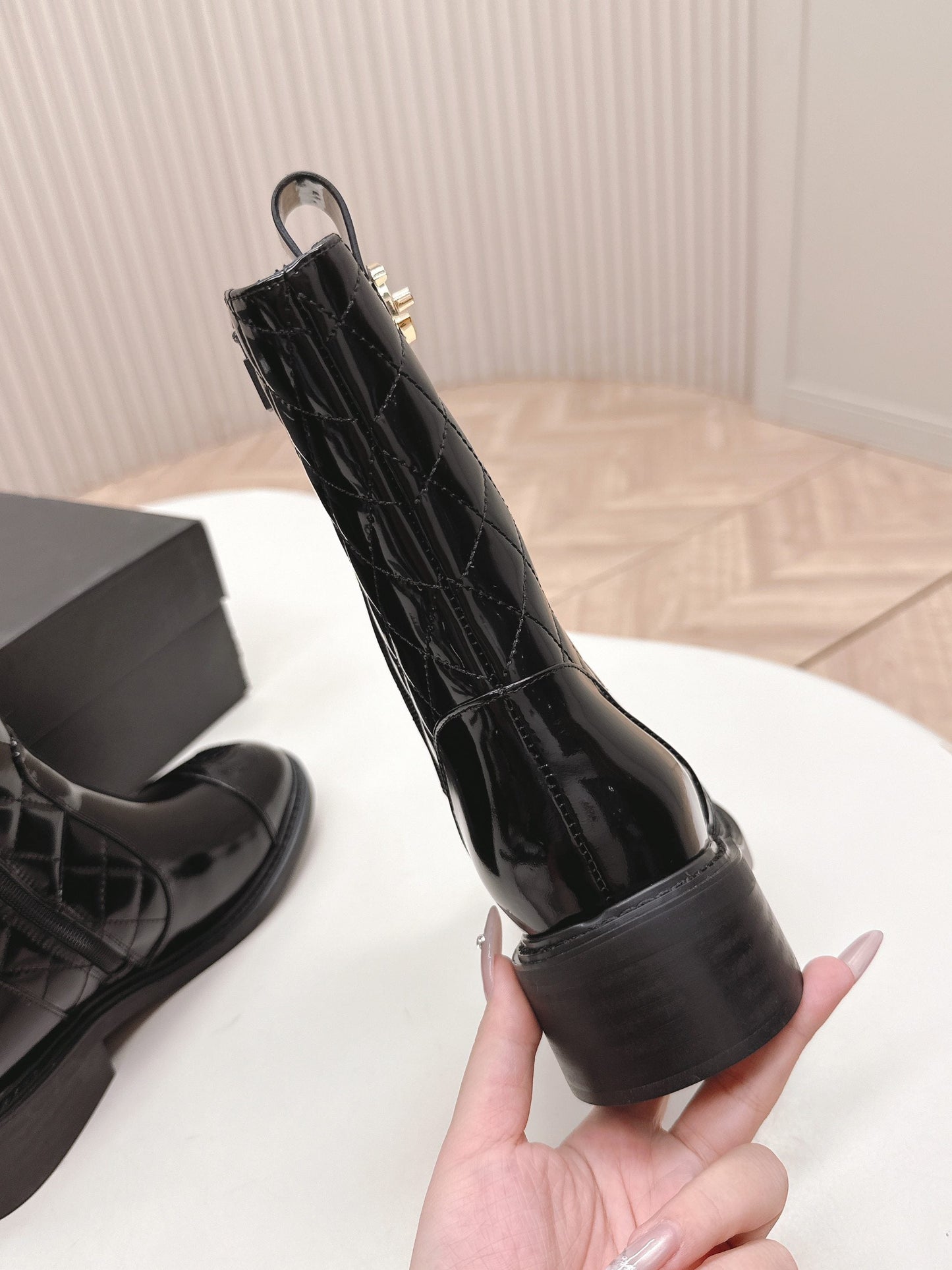 CHANEL ANKLE BOOTS 25S IN BLACK GLOSSY LAMBSKIN WITH GOLD HARDWARE - 35