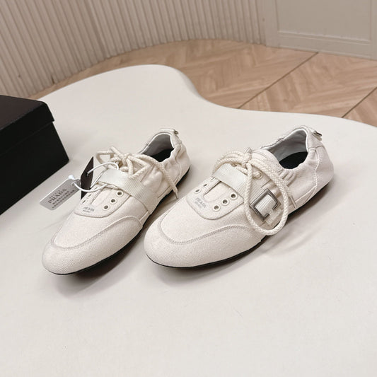 КРОСІВКИ PRADA 26S НА ШНУРІВЦІ МІНІМАЛ ВІДТІНКУ З БІЛОГО ПОЛОТНА
