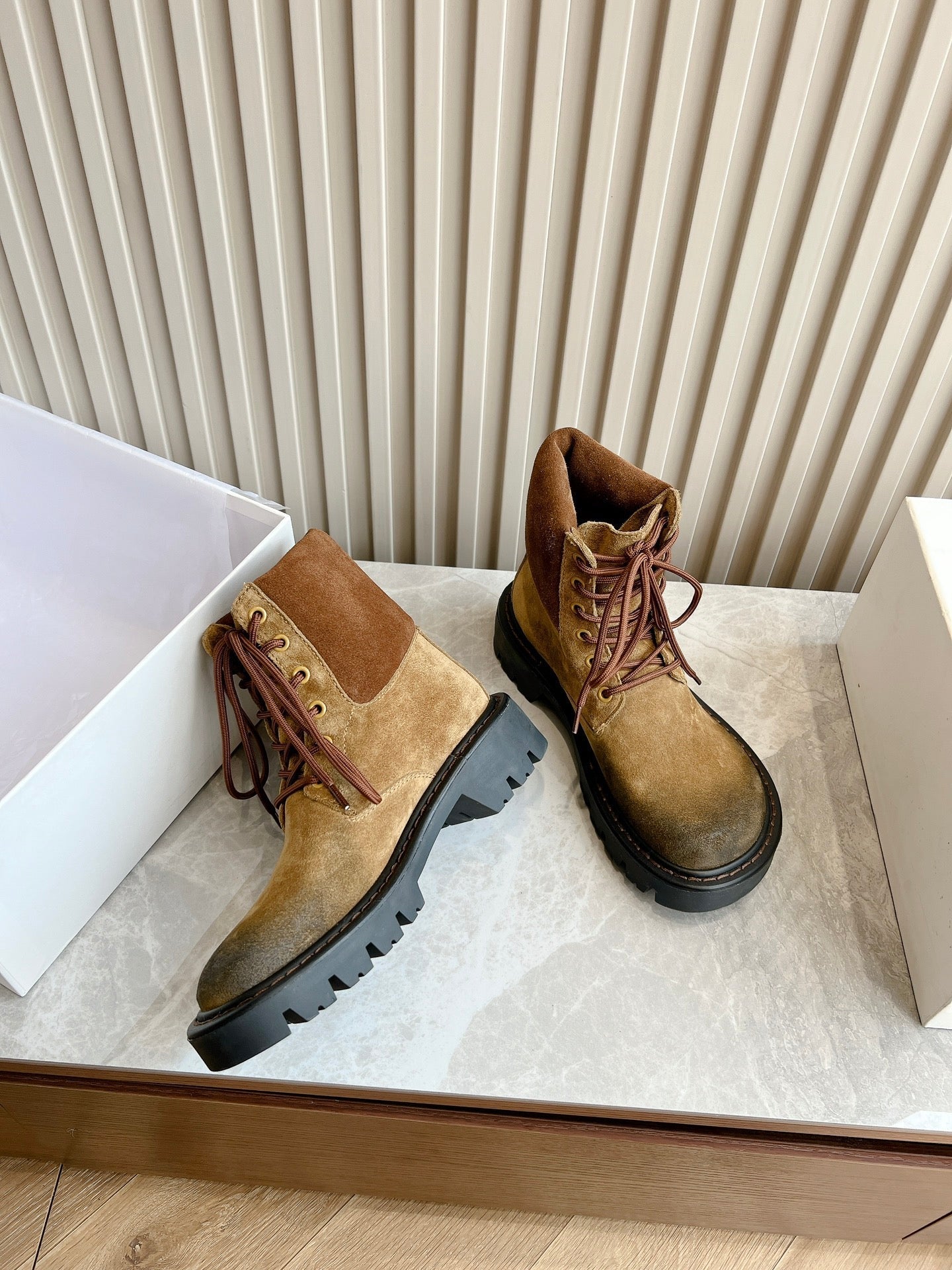 LW SIERRA COMBAT BOOT BROWN AND BLACK SUEDE - 35