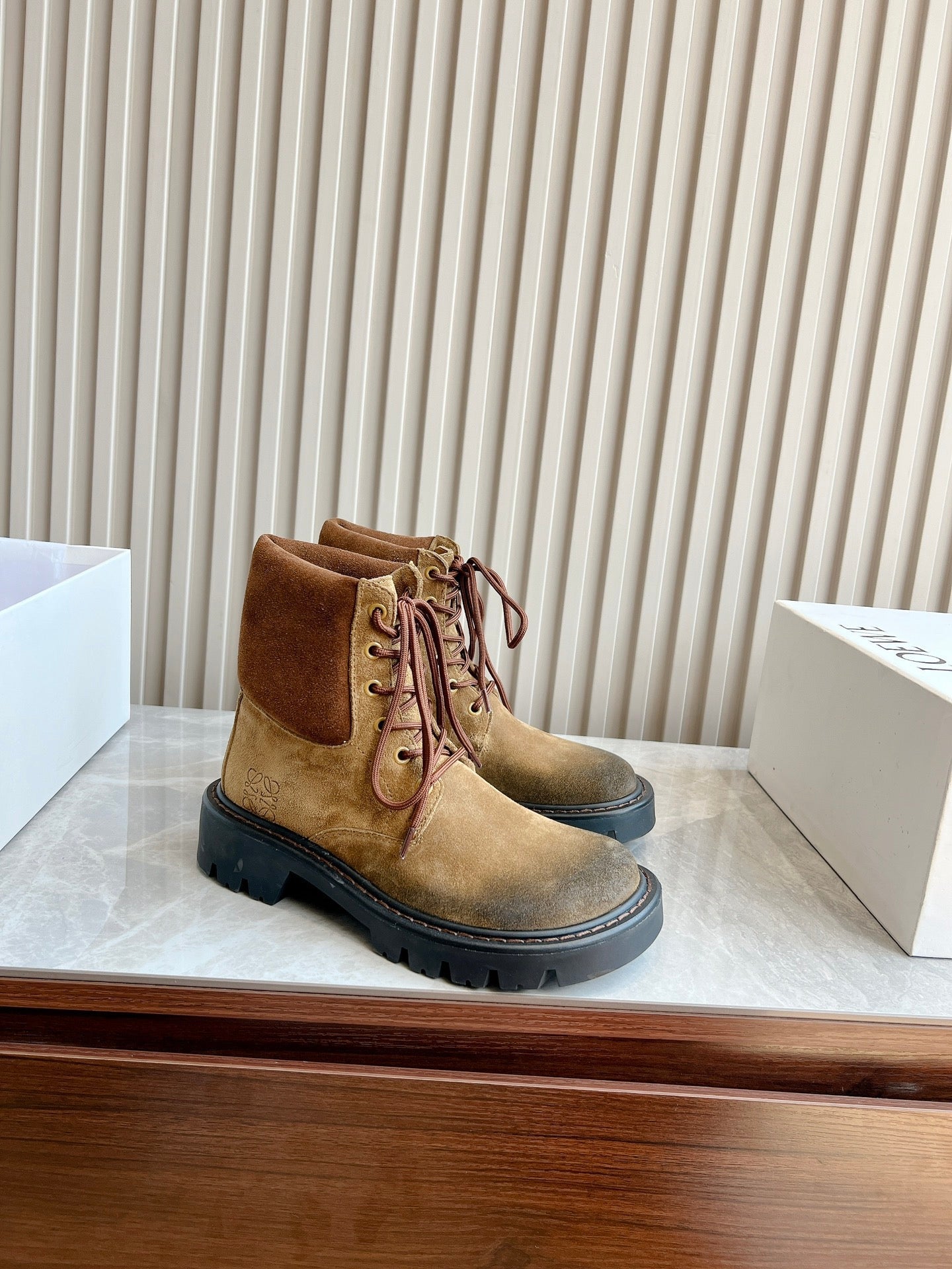 LW SIERRA COMBAT BOOT BROWN AND BLACK SUEDE - 35