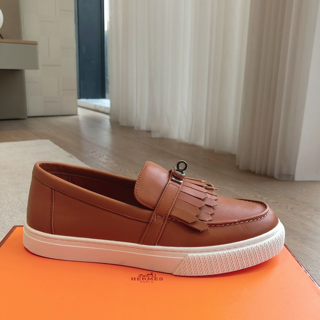 GAME SLIP-ON SNEAKER CARAMEL WITH TASSELS CALFSKIN - 35