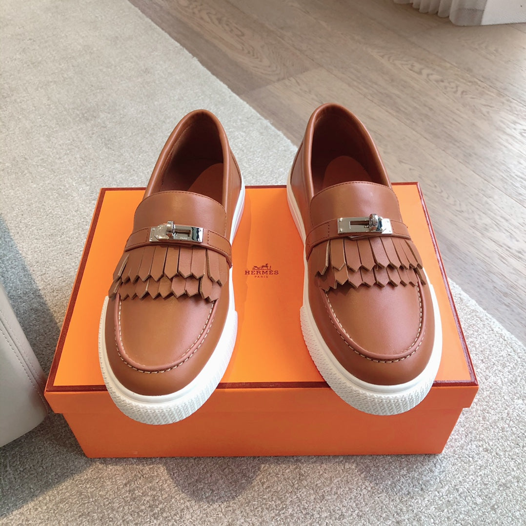 GAME SLIP-ON SNEAKER CARAMEL WITH TASSELS CALFSKIN - 35