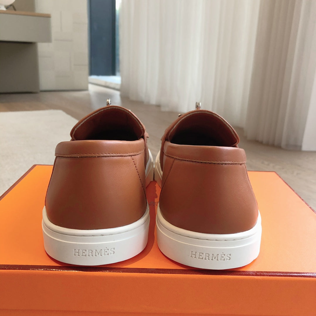 GAME SLIP-ON SNEAKER CARAMEL WITH TASSELS CALFSKIN - 35