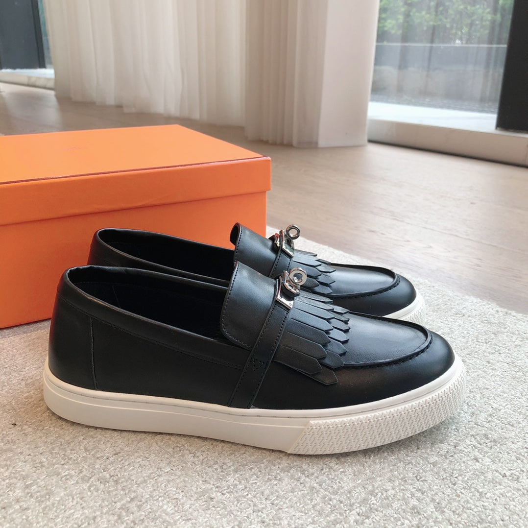 GAME SLIP-ON SNEAKER BLACK WITH TASSELS CALFSKIN - 35