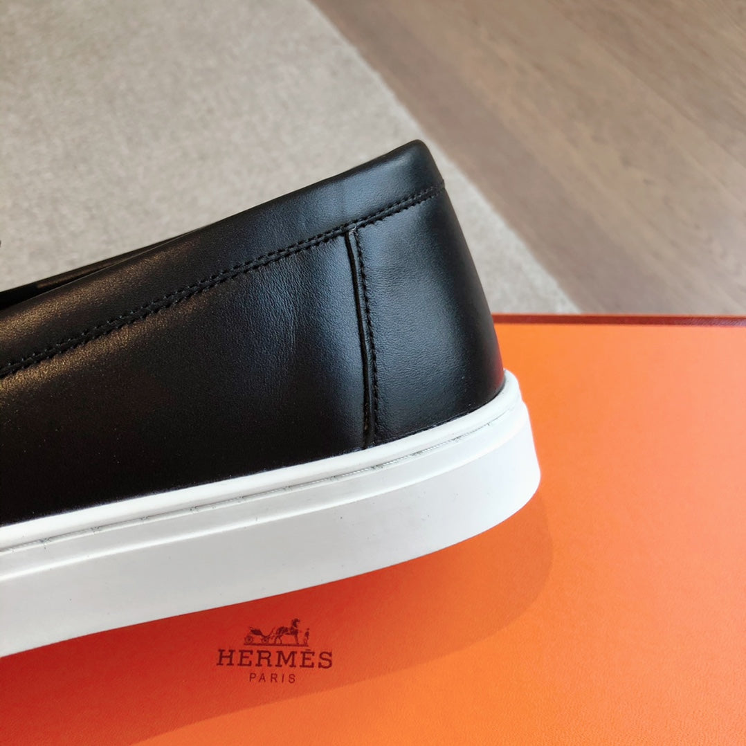 GAME SLIP-ON SNEAKER BLACK WITH TASSELS CALFSKIN - 35