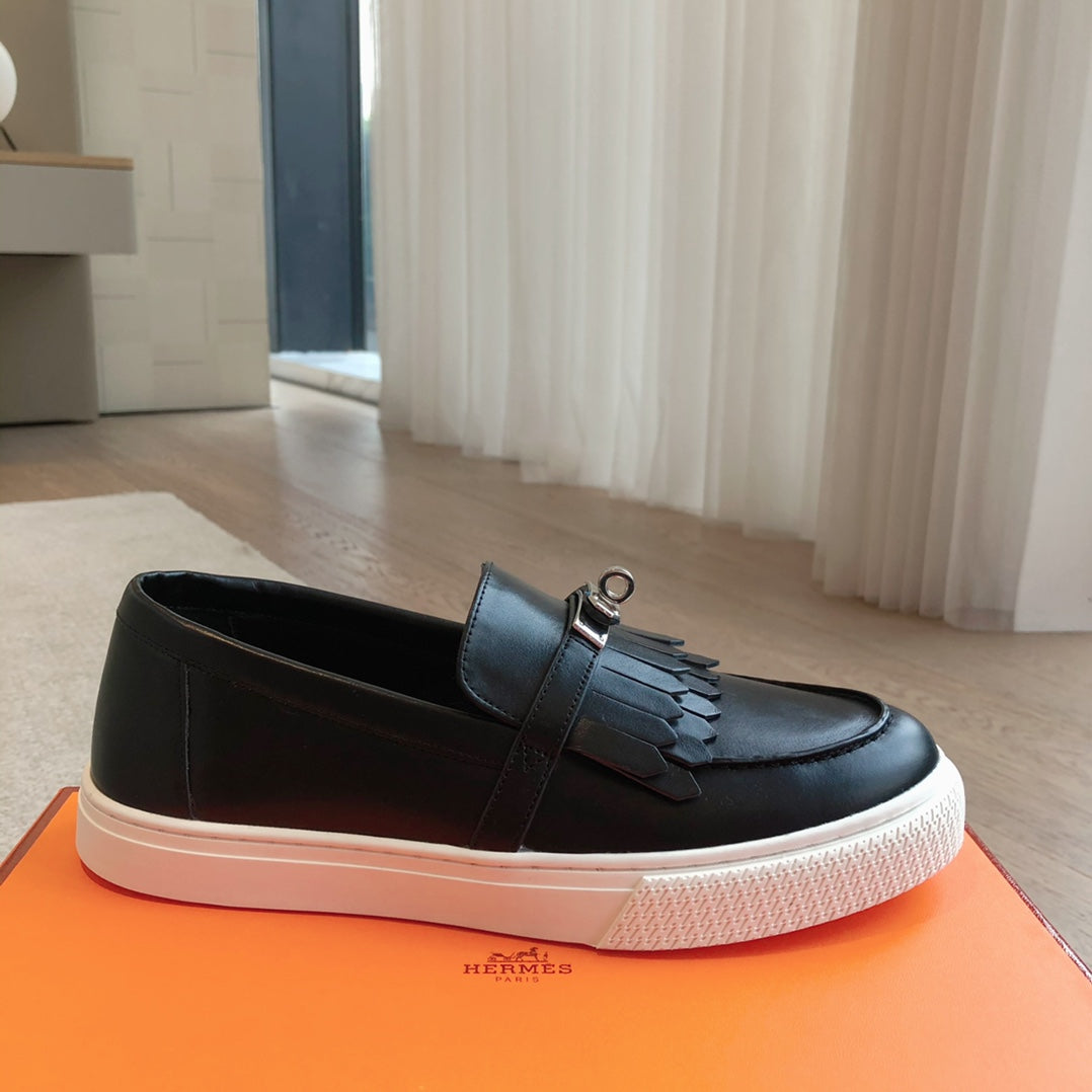 GAME SLIP-ON SNEAKER BLACK WITH TASSELS CALFSKIN - 35