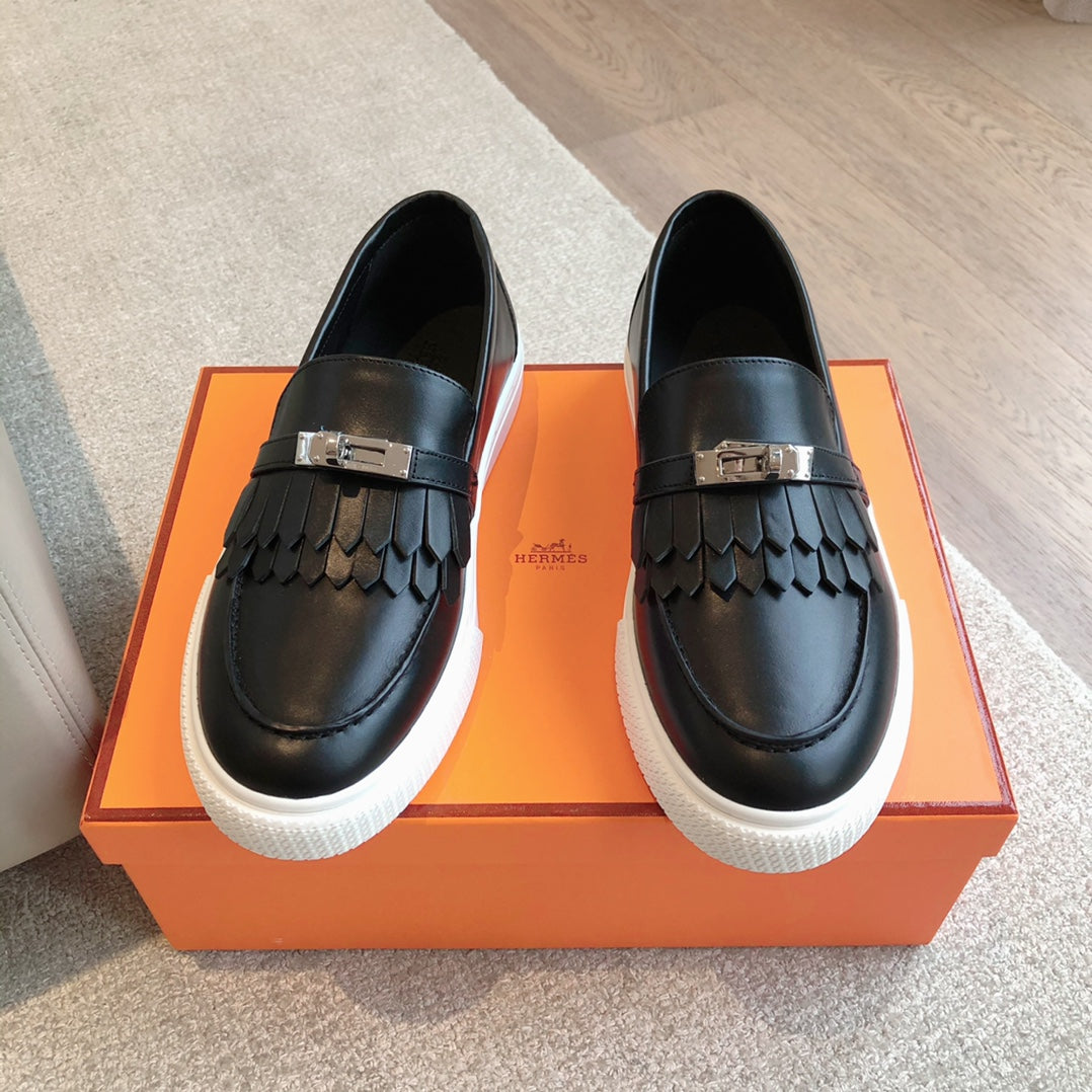 GAME SLIP-ON SNEAKER BLACK WITH TASSELS CALFSKIN - 35